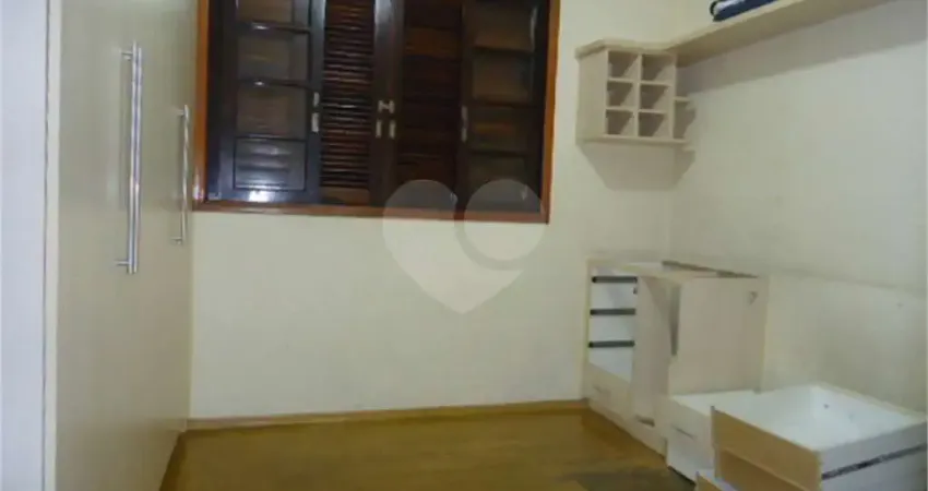 Casa com 3 quartos à venda na Avenida Peri Ronchetti, 349, Jardim Peri, São Paulo