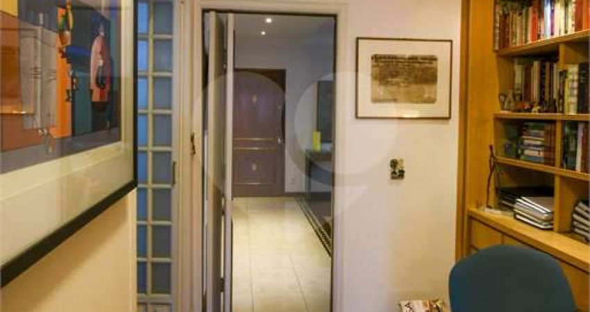 Apartamento com 3 quartos à venda na Alameda Joaquim Eugênio de Lima, 928, Jardim Paulista, São Paulo