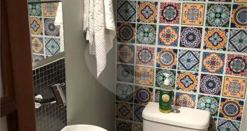 Casa em condomínio fechado com 3 quartos à venda na Avenida Santa Inês, 3568, Jardim Peri, São Paulo