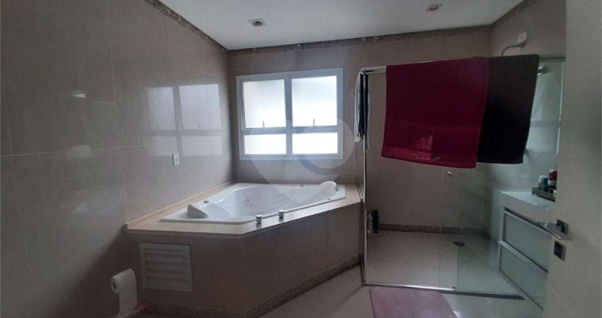 Casa em condomínio fechado com 5 quartos à venda na Alameda Maracatins, 538, Alphaville, Santana de Parnaíba