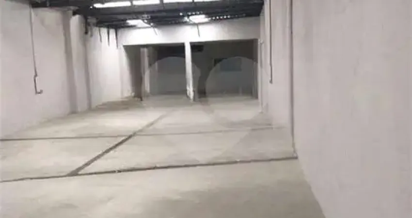 Barracão / Galpão / Depósito à venda na Rua dos Campineiros, 865, Mooca, São Paulo