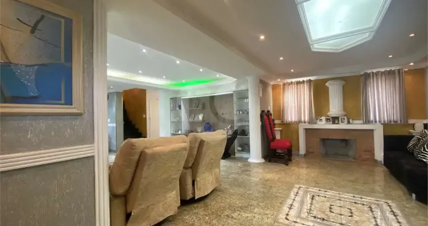 Casa com 4 quartos à venda na Rua Parque da Fonte, 51, Barro Branco (Zona Norte), São Paulo