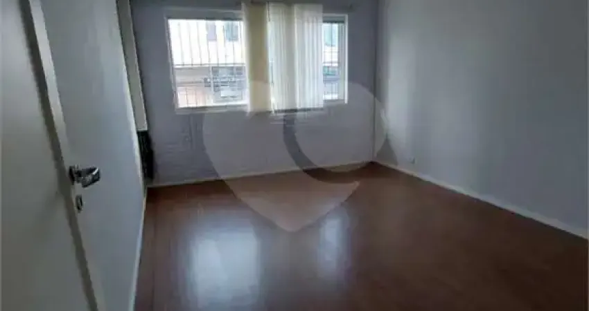 Casa à venda na Rua Serra de Juréa, 354, Cidade Mãe do Céu, São Paulo