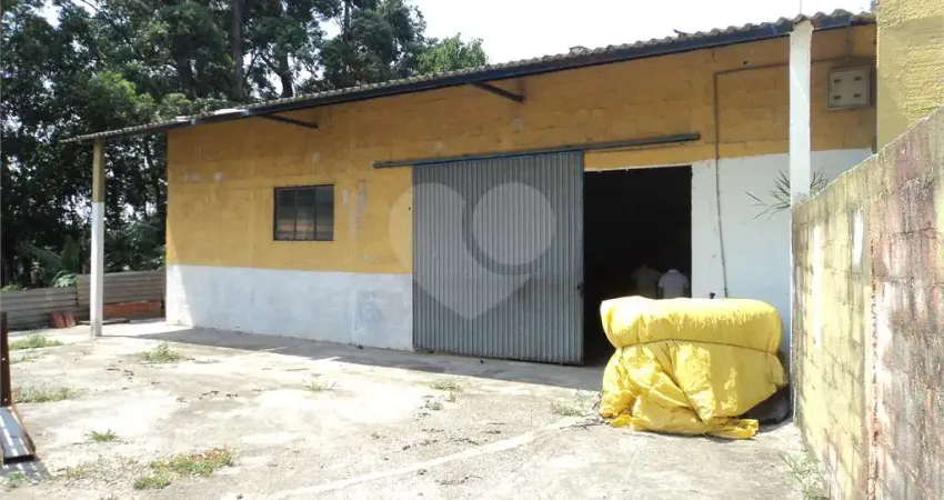 Barracão / Galpão / Depósito à venda na Rua Serra dos Itatins, 191, Três Montanhas, Osasco