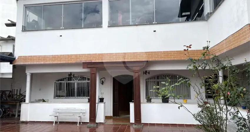 Casa à venda na Rua Santa Cruz, 1645, Vila Mariana, São Paulo