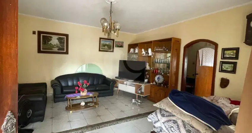 Casa à venda na Rua Santa Cruz, 1645, Vila Mariana, São Paulo