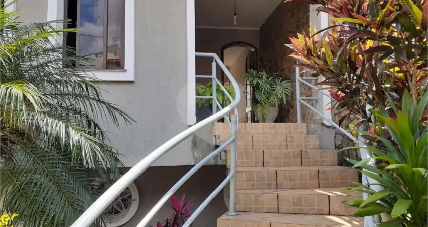 Casa com 3 quartos à venda na Rua Santo Antônio, 220, Vila Galvão, Guarulhos