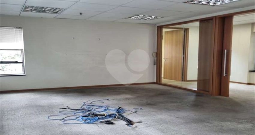 Sala comercial para alugar na Rua Bela Cintra, 756, Consolação, São Paulo