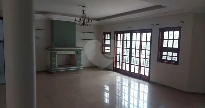 Casa com 3 quartos para alugar na Rua Eduardo, 448, Vila Albertina, São Paulo