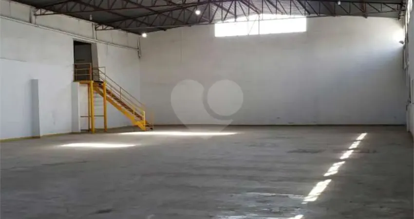 Barracão / Galpão / Depósito para alugar na Avenida Estevão Mendonça, 500, Vila Santa Catarina, São Paulo