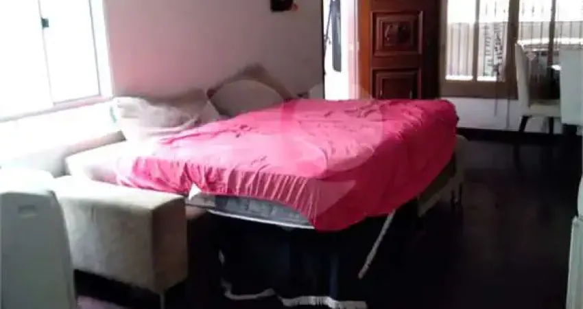 Casa com 5 quartos à venda na Rua Dom Duarte Leopoldo, 566, Cambuci, São Paulo