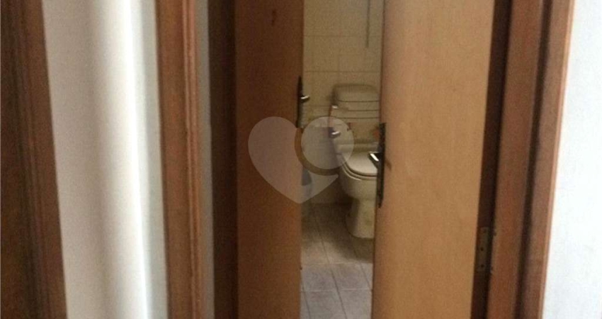 Casa com 3 quartos à venda na Rua Benedito Sérvulo Santana, 111, Jardim Guapira, São Paulo