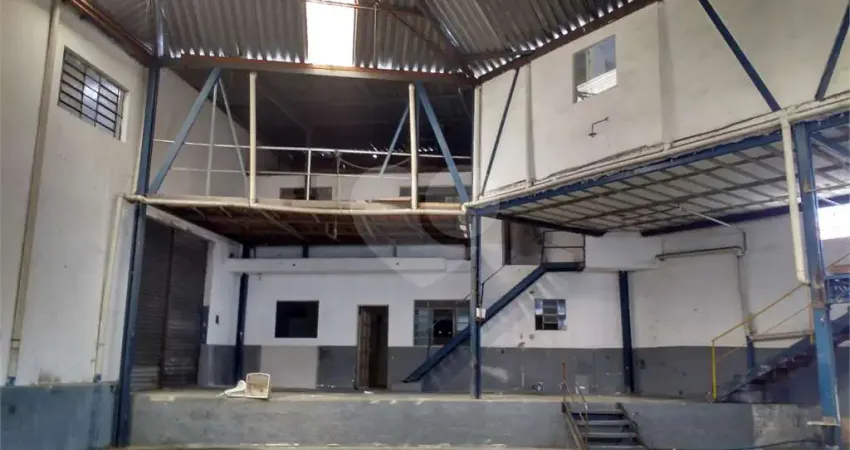 Barracão / Galpão / Depósito à venda na Rua Sete Cachoeiras, 91, Jardim Peri, São Paulo