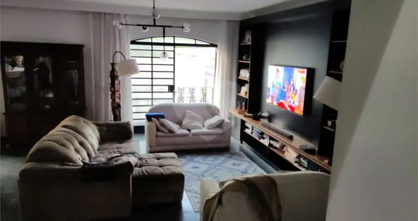 Casa com 4 quartos à venda na Rua dos Mártires Armênios, 214, Barro Branco (Zona Norte), São Paulo