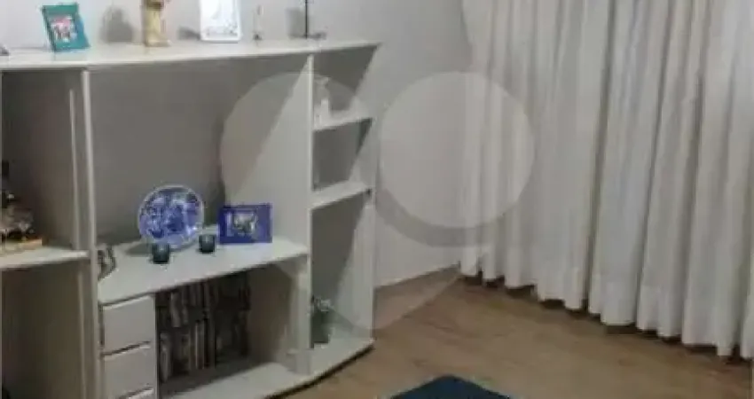 Casa com 3 quartos à venda na Rua Salvador Pires, 6, Vila Nova Cachoeirinha, São Paulo