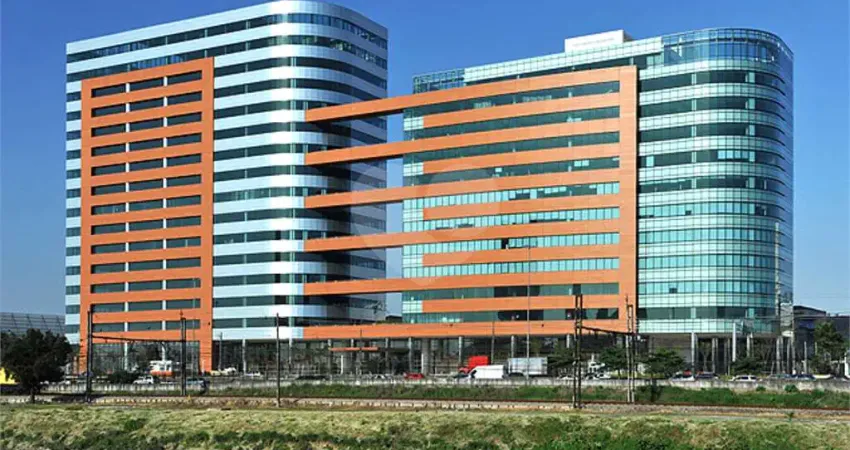 Sala comercial para alugar na Rua Eugênio de Medeiros, 303, Pinheiros, São Paulo