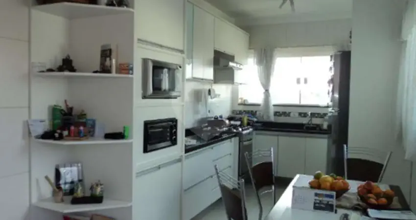 Casa com 3 quartos à venda na Rua Adelaide da Fonseca Dias, 204, Pestana, Osasco