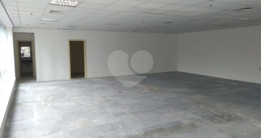 Sala comercial para alugar na Rua Samuel Morse, 134, Cidade Monções, São Paulo