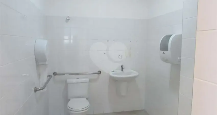 Casa comercial para alugar na Rua Samaritá, 1117, Jardim das Laranjeiras, São Paulo