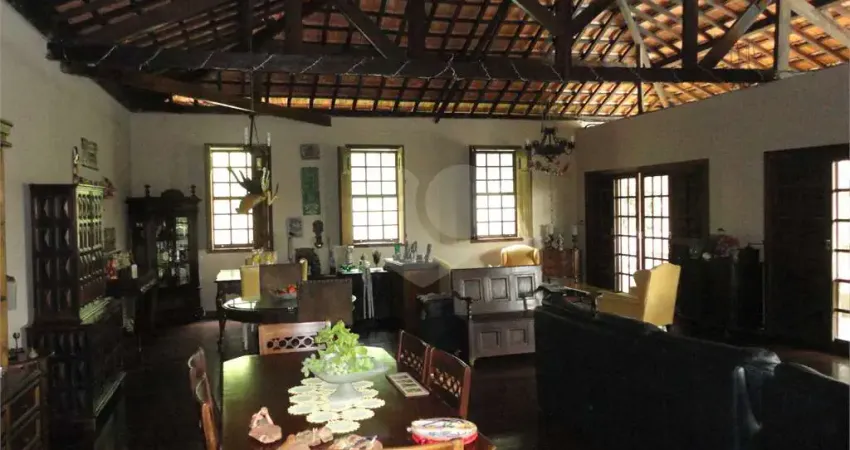 Casa com 9 quartos à venda na Rua Monte Hermon, 60, Parque Morumbi, Mogi das Cruzes