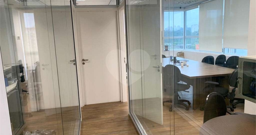 Sala comercial à venda na Rua Verbo Divino, 2001, Chácara Santo Antônio, São Paulo