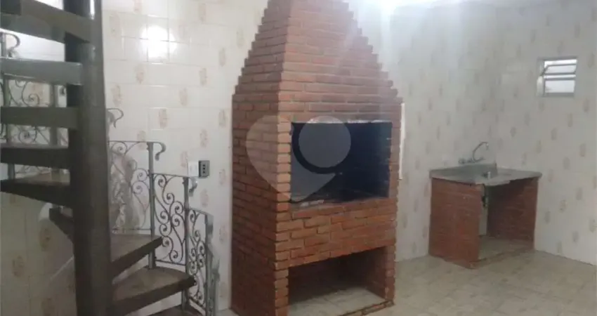 Casa com 3 quartos à venda na Rua Domênica Bolzon, 20, Ayrosa, Osasco