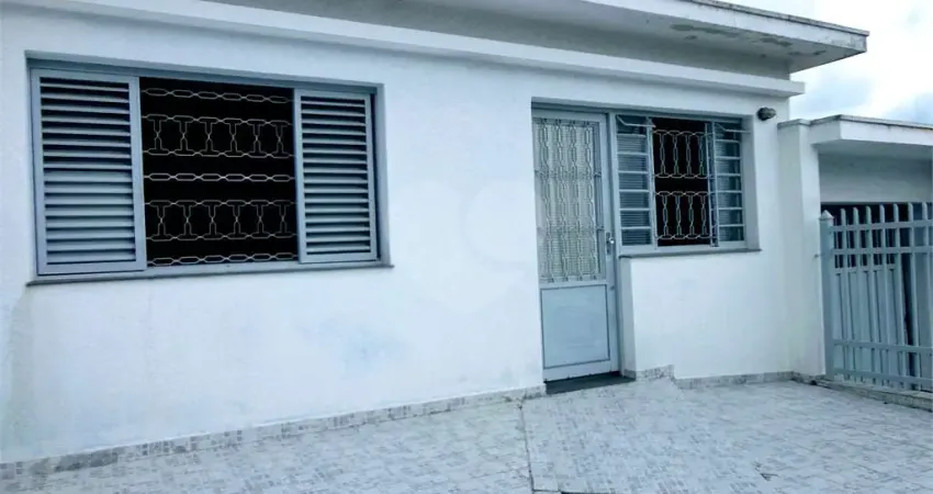 Casa com 3 quartos à venda na Rua Doutor Antônio de Castro Prado, 426, Vila Clayton, Valinhos