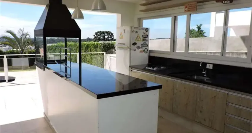 Casa em condomínio fechado com 4 quartos à venda na Rua Dorival Caymmi, 139, Chácaras São Carlos, Cotia