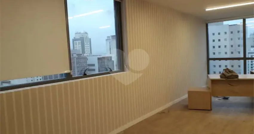 Sala comercial à venda na Avenida Paulista, 2444, Bela Vista, São Paulo