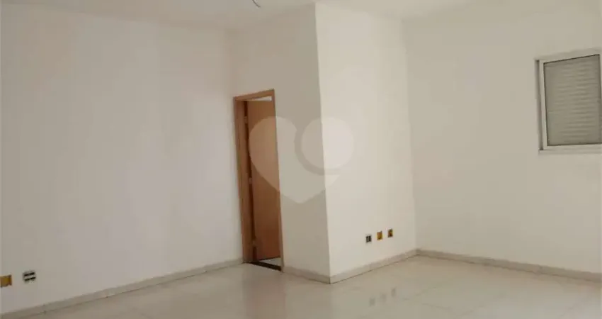 Prédio à venda na Rua Euclides Coelho, 51, Sapopemba, São Paulo