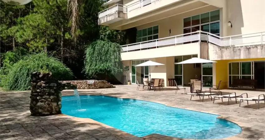 Chácara / sítio com 8 quartos à venda na Rua Luís Ferreira Gil, 1460, Jardim São Luiz (Caucaia do Alto), Cotia