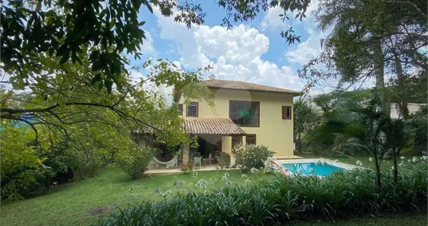 Casa em condomínio fechado com 3 quartos à venda na Rua Arapanés, 5, Aldeia da Fazendinha, Carapicuíba