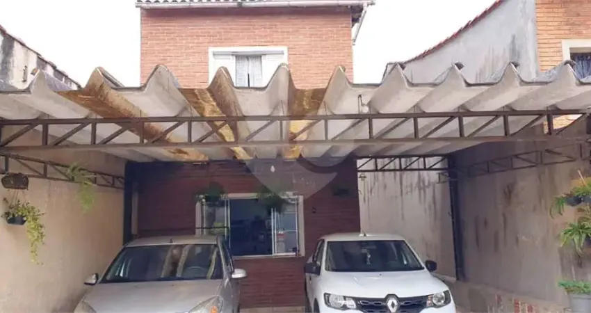 Casa com 3 quartos à venda na Rua Nemésio Ramos Figueira, 50, Vila Pedra Branca, São Paulo