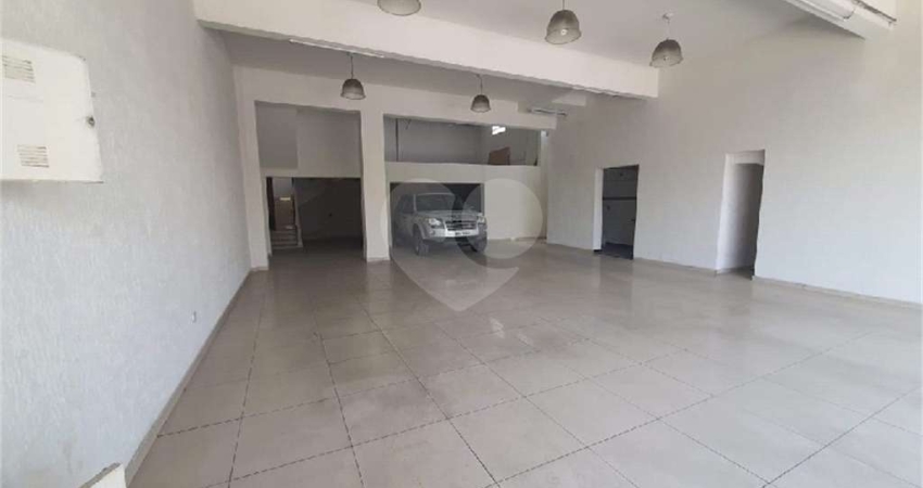 Prédio para alugar na Avenida Cruzeiro do Sul, 3358, Canindé, São Paulo