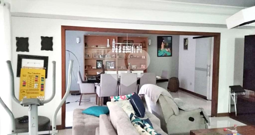 Casa em condomínio fechado com 4 quartos à venda na Rua Estrela do Indaiá, 285, Vila Albertina, São Paulo