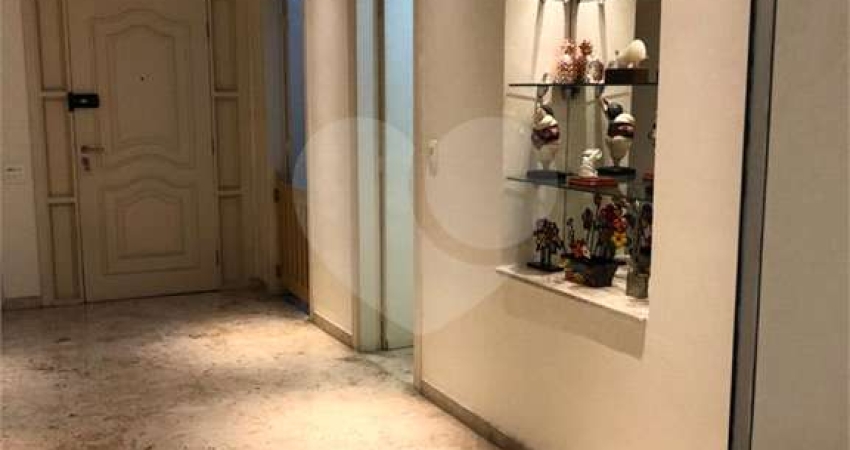 Apartamento com 4 quartos à venda na Rua José Maria Lisboa, 131, Jardim Paulista, São Paulo