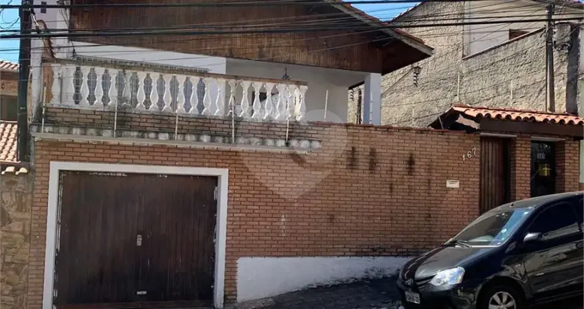 Casa com 3 quartos à venda na Rua Enótria, 167, Vila Mazzei, São Paulo