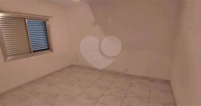 Casa com 2 quartos à venda na Rua Cruz Jobim, 181, Vila Carrão, São Paulo