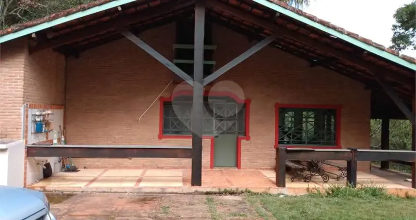 Chácara / sítio com 5 quartos à venda na Estrada Beija-Flor, 433, Botujuru, Mogi das Cruzes