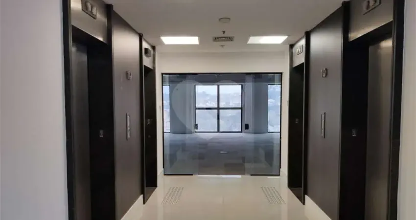 Casa comercial para alugar na Avenida das Nações Unidas, 11857, Vila Almeida, São Paulo