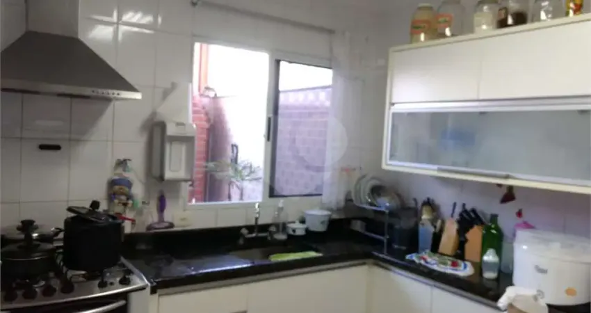 Casa em condomínio fechado com 3 quartos à venda na Rua José Justino Pereira, 84, Água Fria, São Paulo