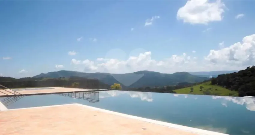 Terreno em condomínio fechado à venda na Estrada Marechal Mascarenhas de Moraes, 5800, Jardim Bandeirantes, Santana de Parnaíba