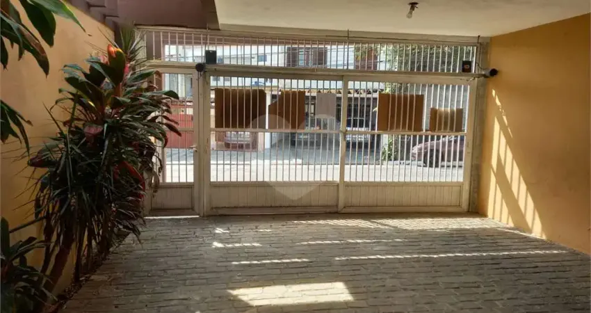 Casa com 3 quartos à venda na Rua Antônio da Costa Dias, 391, Vila Friburgo, São Paulo