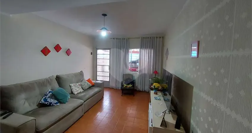 Casa com 2 quartos à venda na Rua das Tambaíbas, 109, Vila Parque Jabaquara, São Paulo