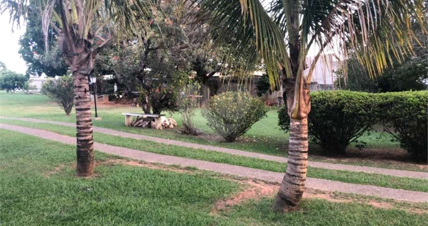 Chácara / sítio com 4 quartos à venda na Rua João Cheradia, 120, Chácaras Santa Martha, Várzea Paulista
