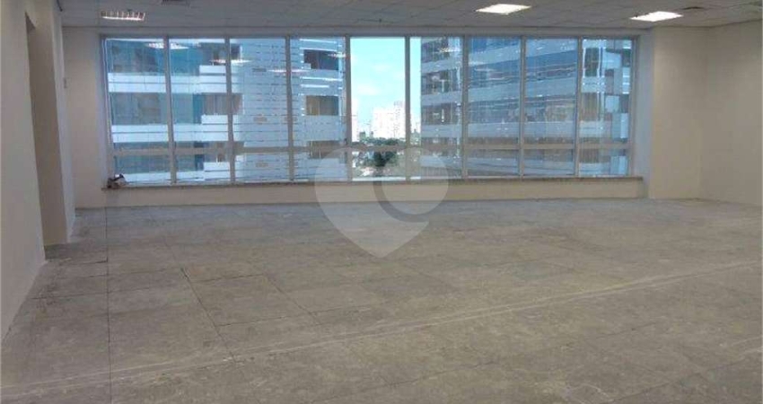 Sala comercial para alugar na Rua Samuel Morse, 134, Cidade Monções, São Paulo