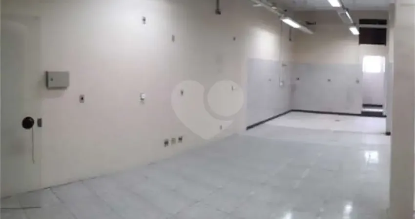 Apartamento para alugar na Avenida Carlos Oberhuber, 474, Jardim Floresta, São Paulo