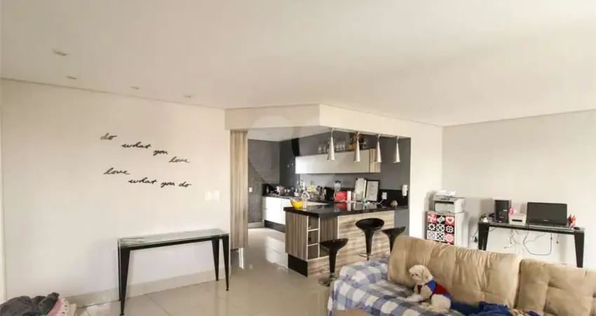 Apartamento com 3 quartos à venda na Rua Antônio Pires, 616, Vila Albertina, São Paulo