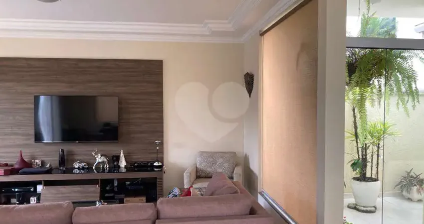 Casa em condomínio fechado com 4 quartos à venda na Estrada do Itapeti, 290, Parque Residencial Itapeti, Mogi das Cruzes