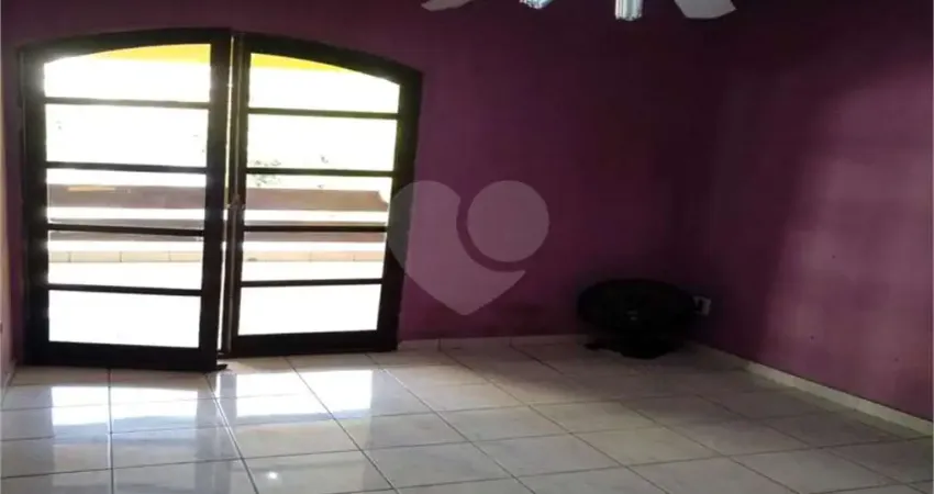 Casa com 3 quartos à venda na Rua Moinho Velho, 789, Moinho Velho, São Paulo